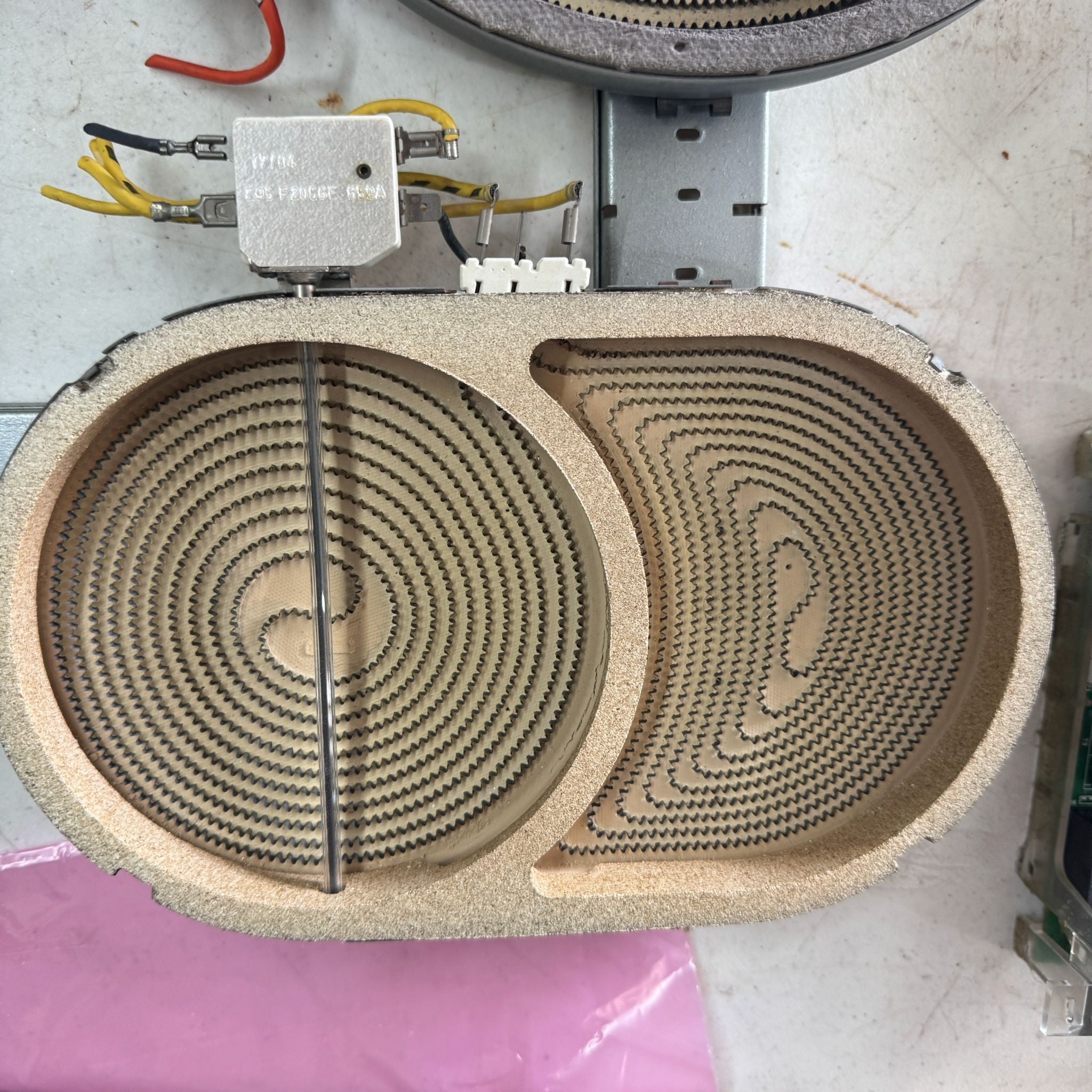 KitchenAid Range Dual Radiant Surface Element W10823730 KitchenAid Range Dual Radiant Surface Element W10823730